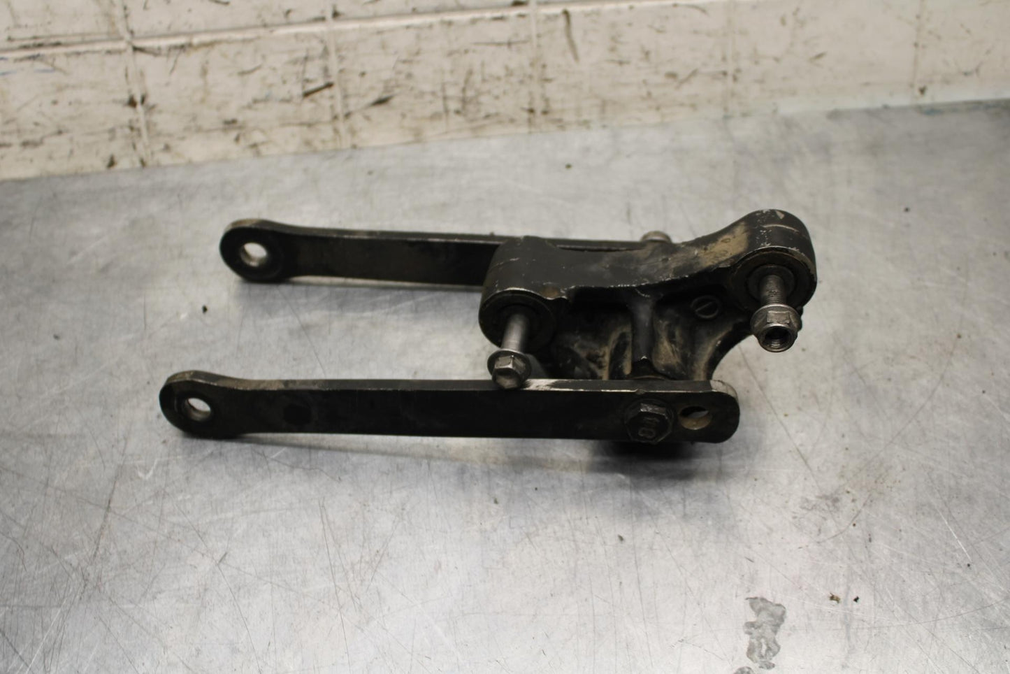 2000 Kawasaki Ninja ZX12R ZX1200A REAR DOGBONE SHOCK LINKAGE 39007-1287 BB565