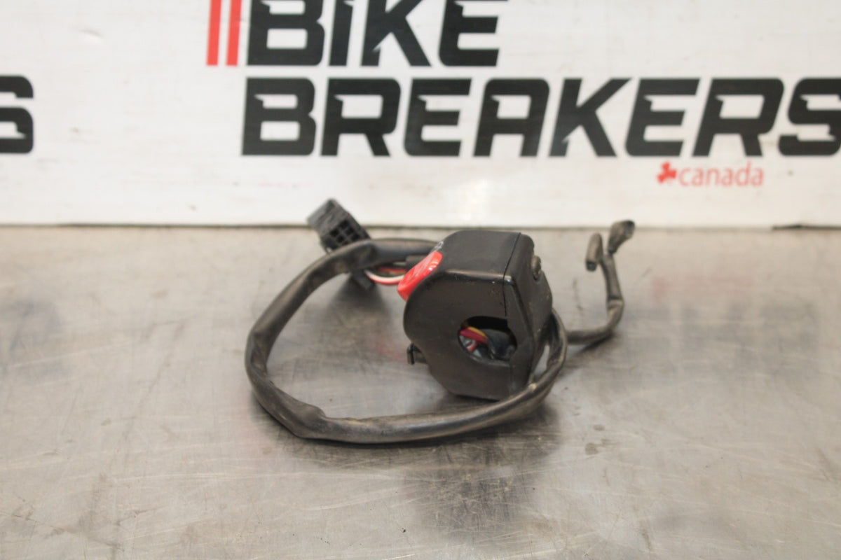 05-08 TRIUMPH SPEED TRIPLE 1050 RIGHT CLIP ON HANDLE KILL OFF START SWITCH BB933