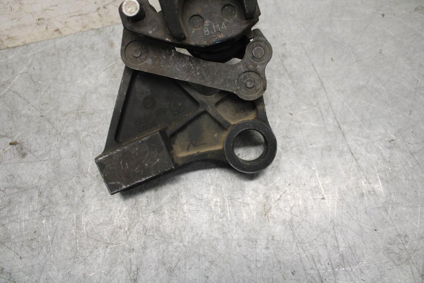 2009 Kawasaki Ninja ZX6R ZX600R REAR BACK BRAKE CALIPER W MOUNT BRACKET BB538