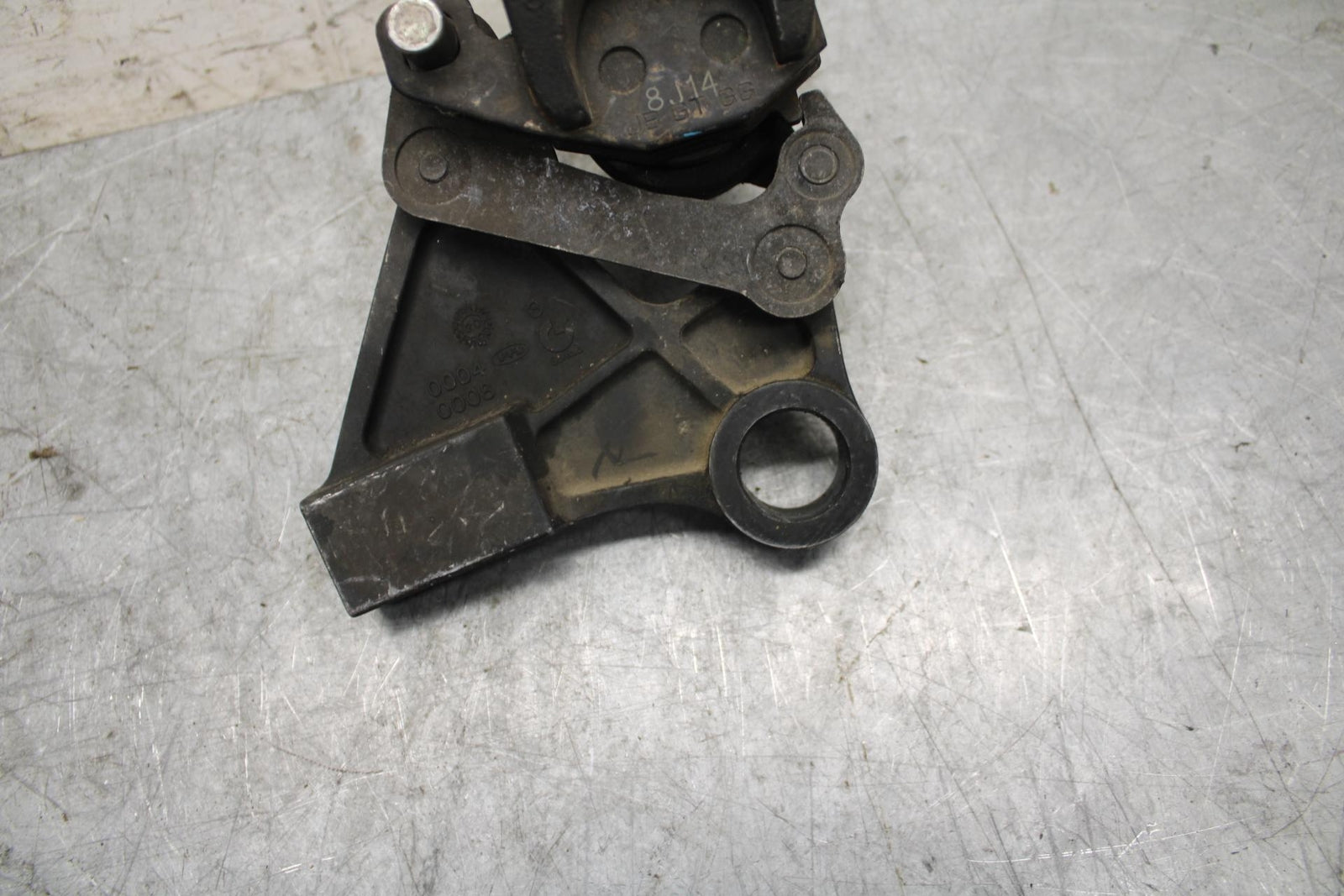 2009 Kawasaki Ninja ZX6R ZX600R REAR BACK BRAKE CALIPER W MOUNT BRACKET BB538