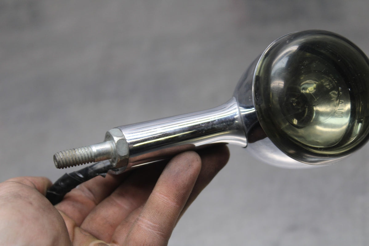 09 HARLEY-DAVIDSON SPORTSTER 1200 CUSTOM XL1200C LEFT REAR TURN SIGNAL BB776