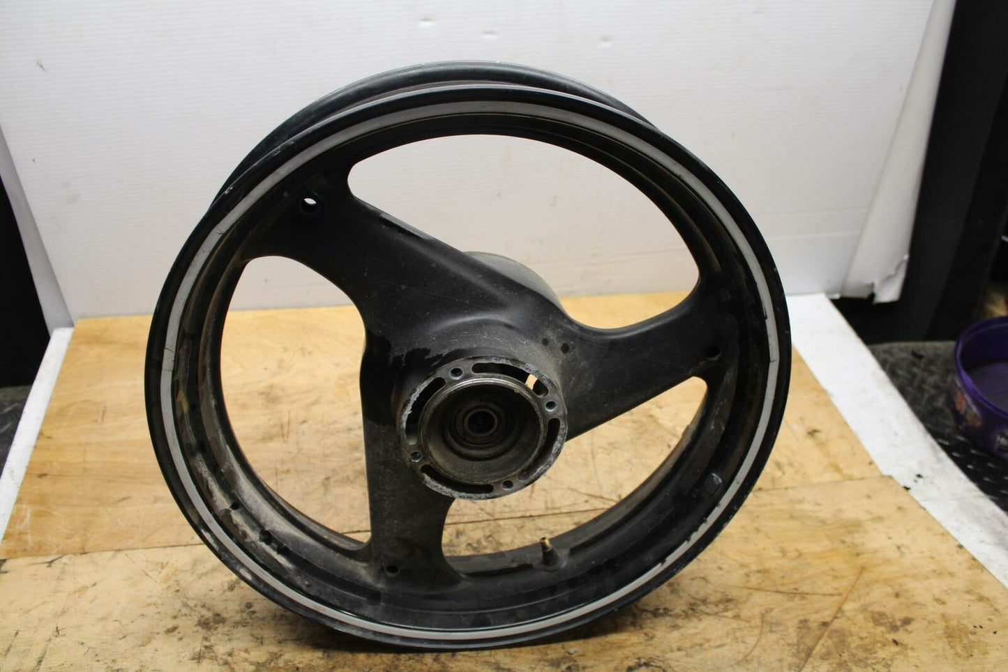 04-09 SUZUKI GS500F REAR WHEEL BACK RIM BB335