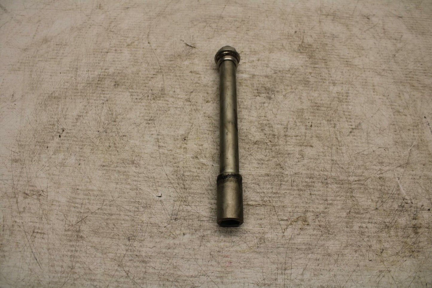 11-19 SUZUKI GSXR600 FRONT WHEEL RIM AXLE PIVOT BOLT BB371