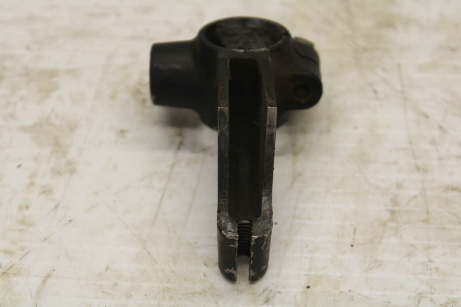 77-79 SUZUKI GS750 CLUTCH LEVER PERCH MOUNT BRACKET BB258
