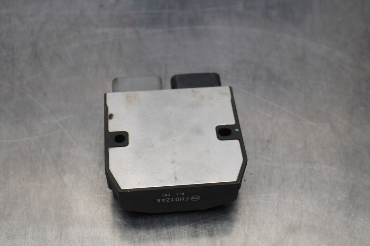 09 YAMAHA V STAR 950 RECTIFIER VOLTAGE REGULATOR BB172