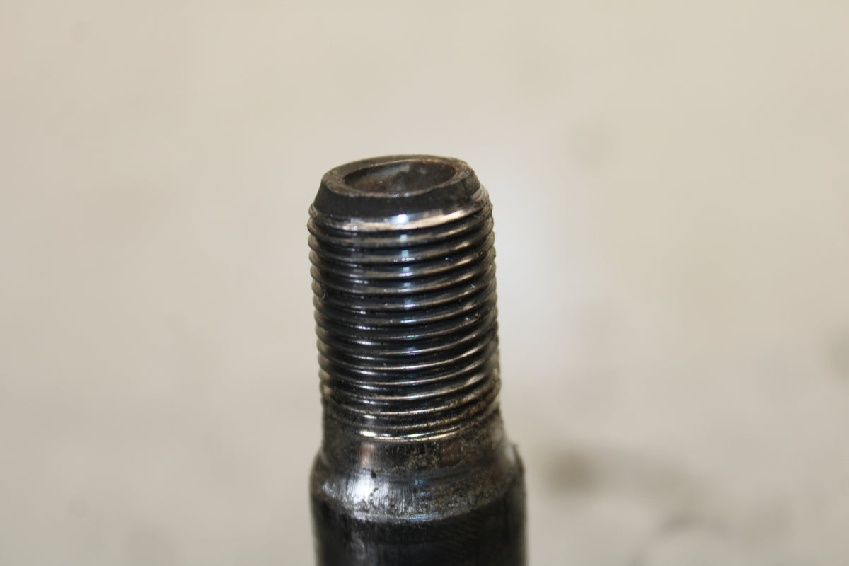 05-06 YAMAHA ROAD STAR XV1700A FRONT WHEEL RIM AXLE PIVOT BOLT BB703