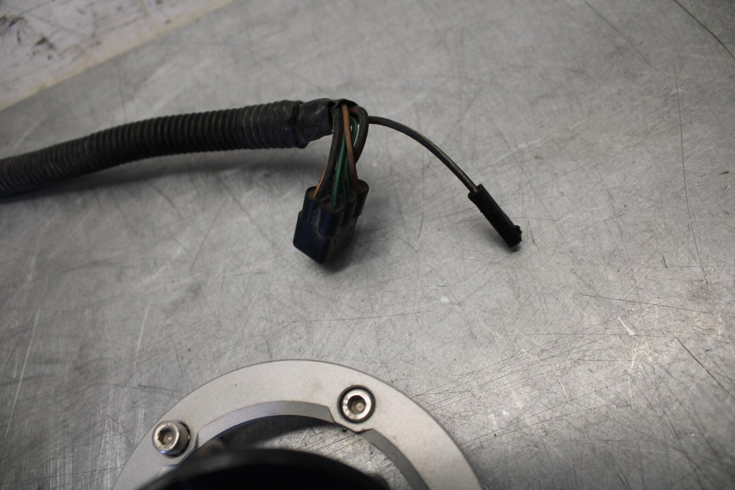 2016 Suzuki Bandit GSF1250SA ABS IGNITION LOCK KEY SET W/ GAS CAP AND SEAT BB509