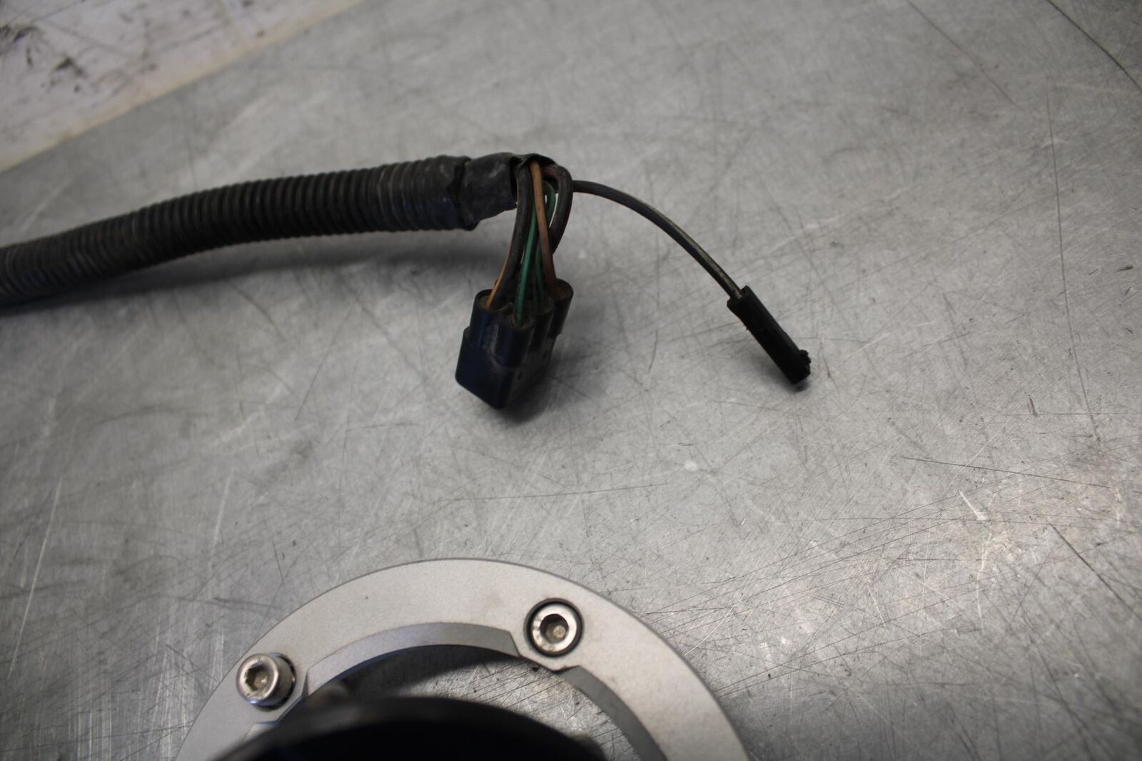 2016 Suzuki Bandit GSF1250SA ABS IGNITION LOCK KEY SET W/ GAS CAP AND SEAT BB509