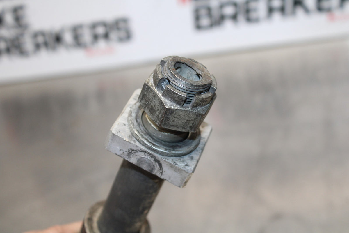 2007 Kawasaki Ninja ZX6R ZX600P REAR AXLE BACK WHEEL RIM PIVOT BOLT AXEL BB175