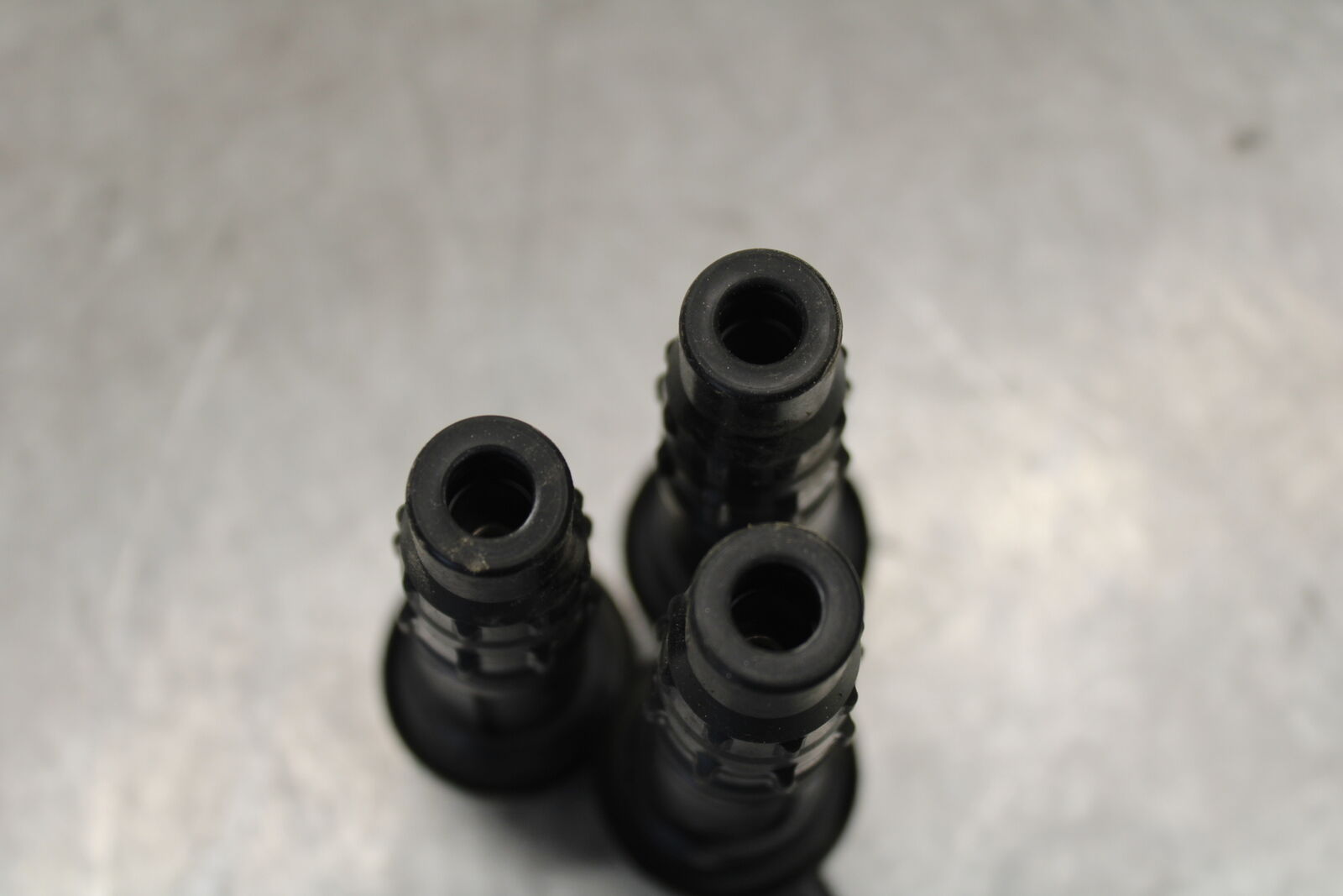 22-24 YAMAHA XSR900 IGNITION COILS COIL SPARK PLUG CAPS  BB683