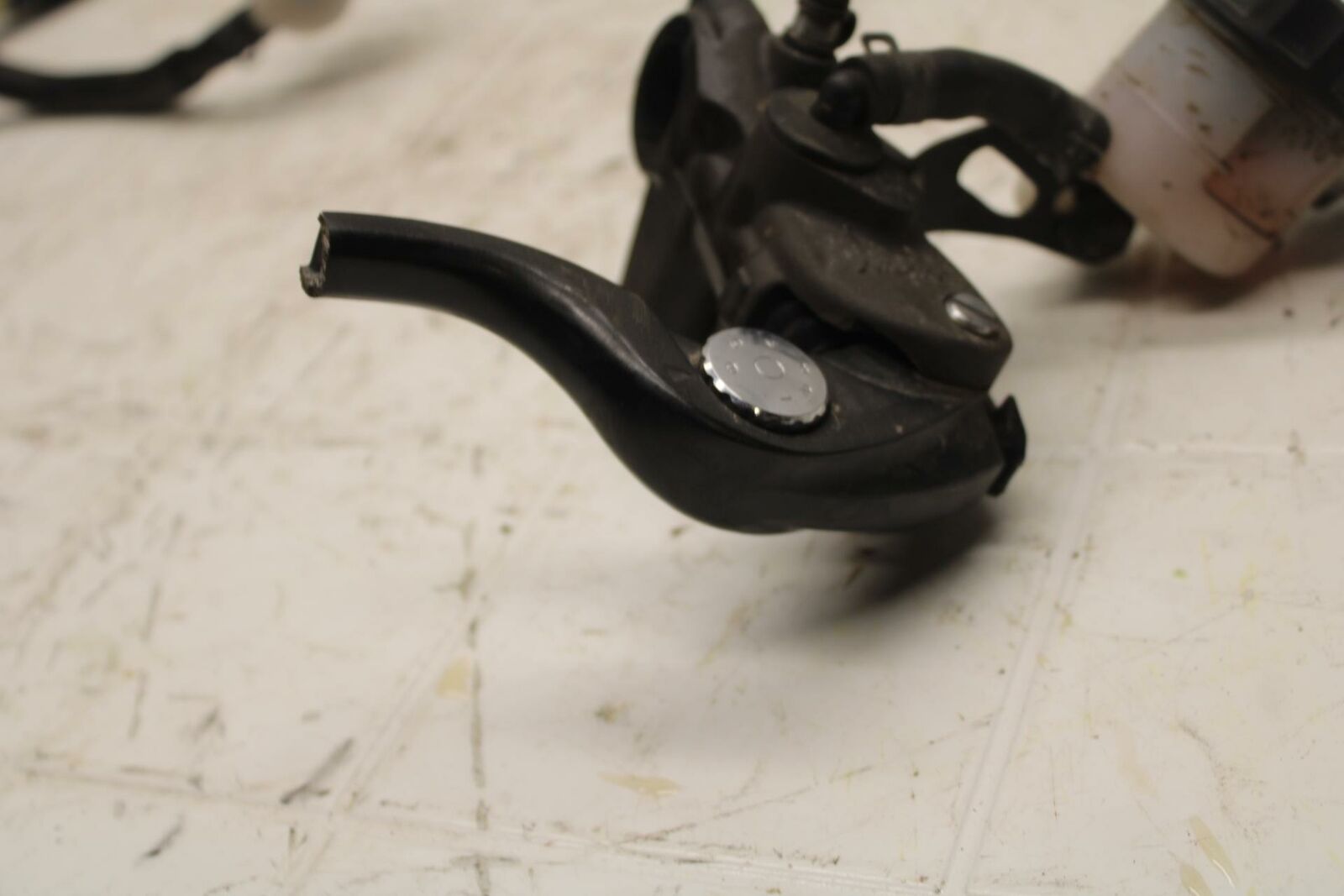 13-17 KAWASAKI NINJA ZX6R ZX636E FRONT BRAKE MASTER CYLINDER w/ LEVER BB409