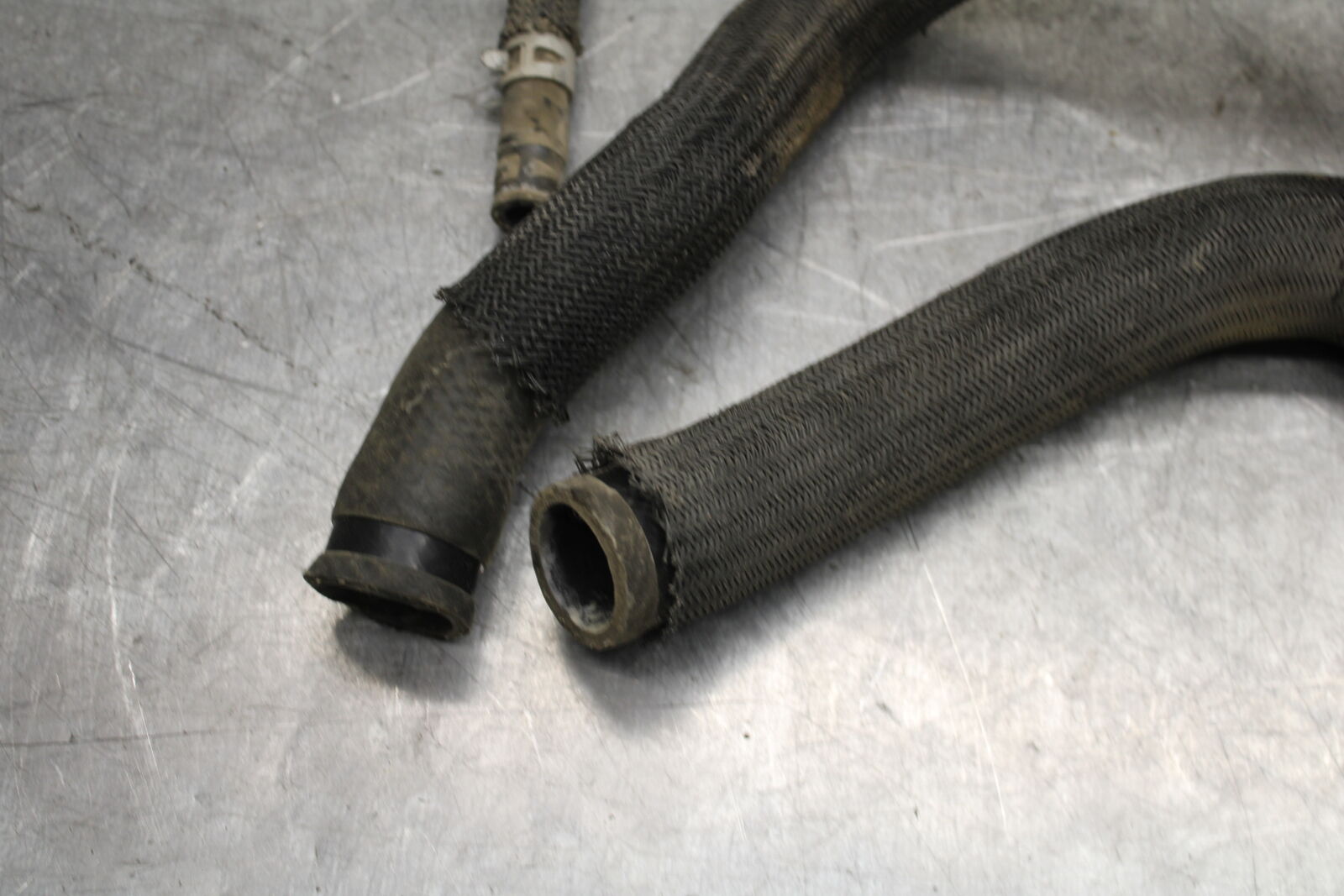 08-10 SUZUKI GSXR 600 RADIATOR HOSES ENGINE COOLANT WATER PIPES HOSE SET  BB721