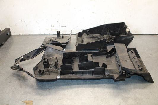 18-23 KAWASAKI NINJA 400 REAR BACK TAIL UNDERTAIL BATTERY TRAY PLASTIC BB660