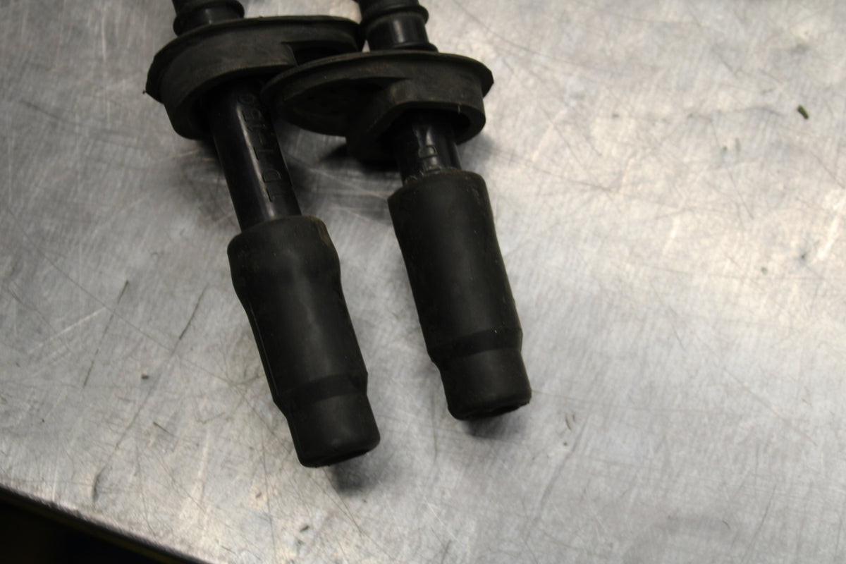 78 SUZUKI GS550E IGNITION COILS COIL SPARK PLUG CAPS BB133