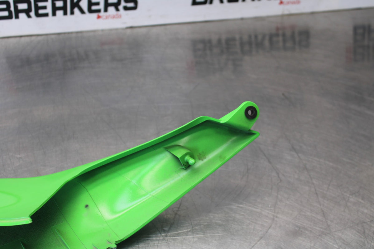 08 KAWASAKI NINJA ZX10R LEFT REAR BACK TAIL FAIRING COWL SHROUD BB902