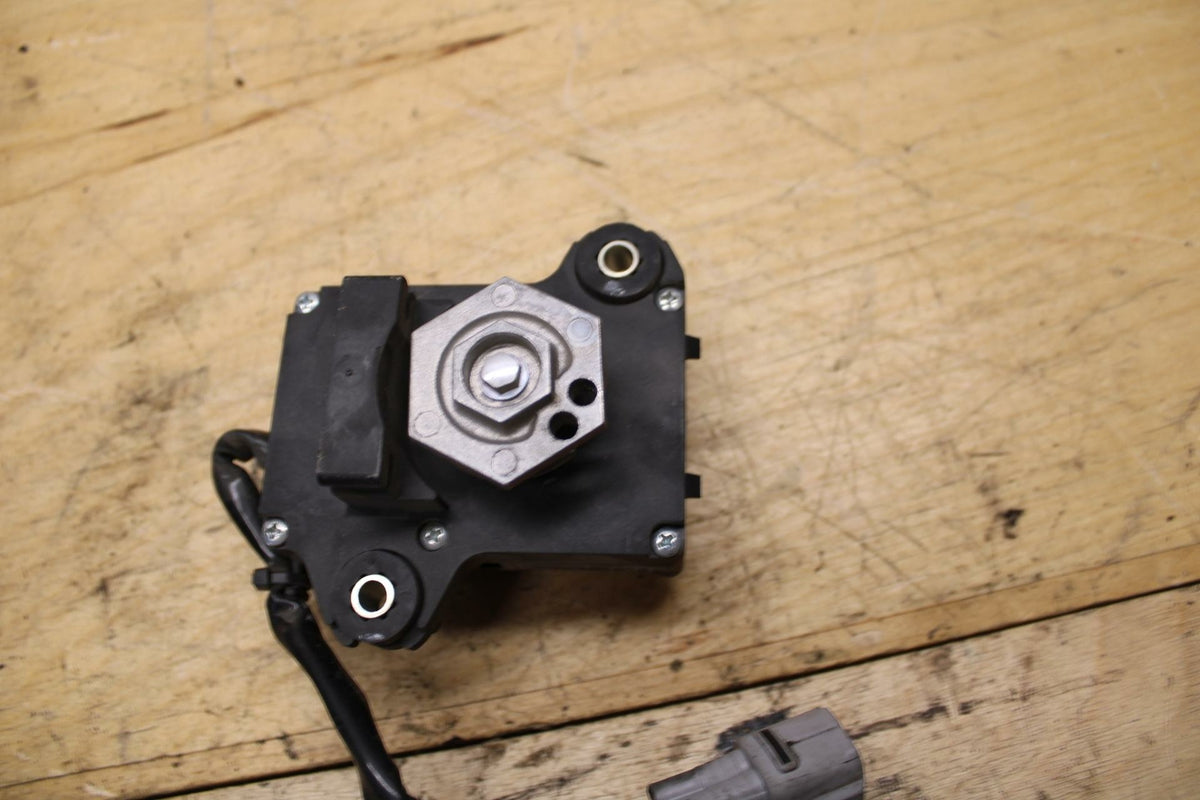 11-21 SUZUKI GSXR750 EXHAUST VALVE SERVO MOTOR BB320