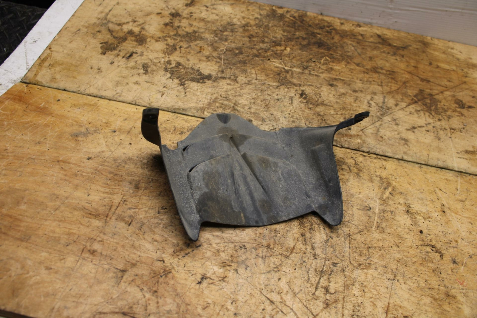 13-18 KAWASAKI NINJA ZX6R REAR BACK WHEEL TIRE HUGGER FENDER BB342