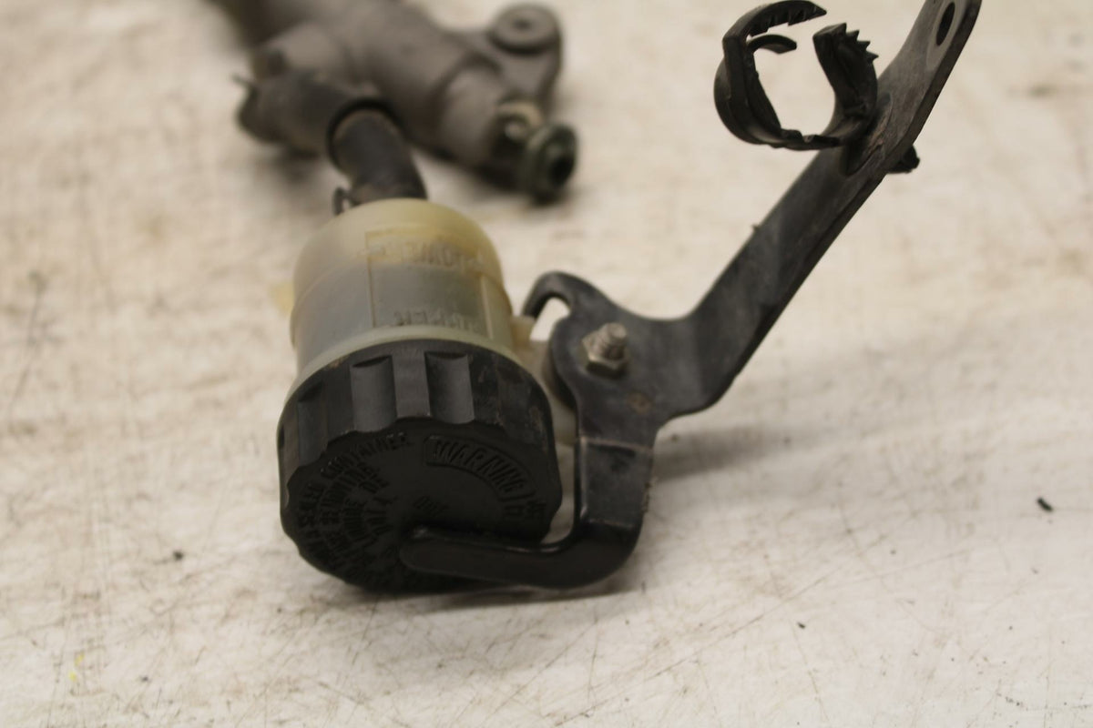 08-16 YAMAHA YZF R6 REAR BACK BRAKE MASTER CYLINDER W RESERVOIR BB365