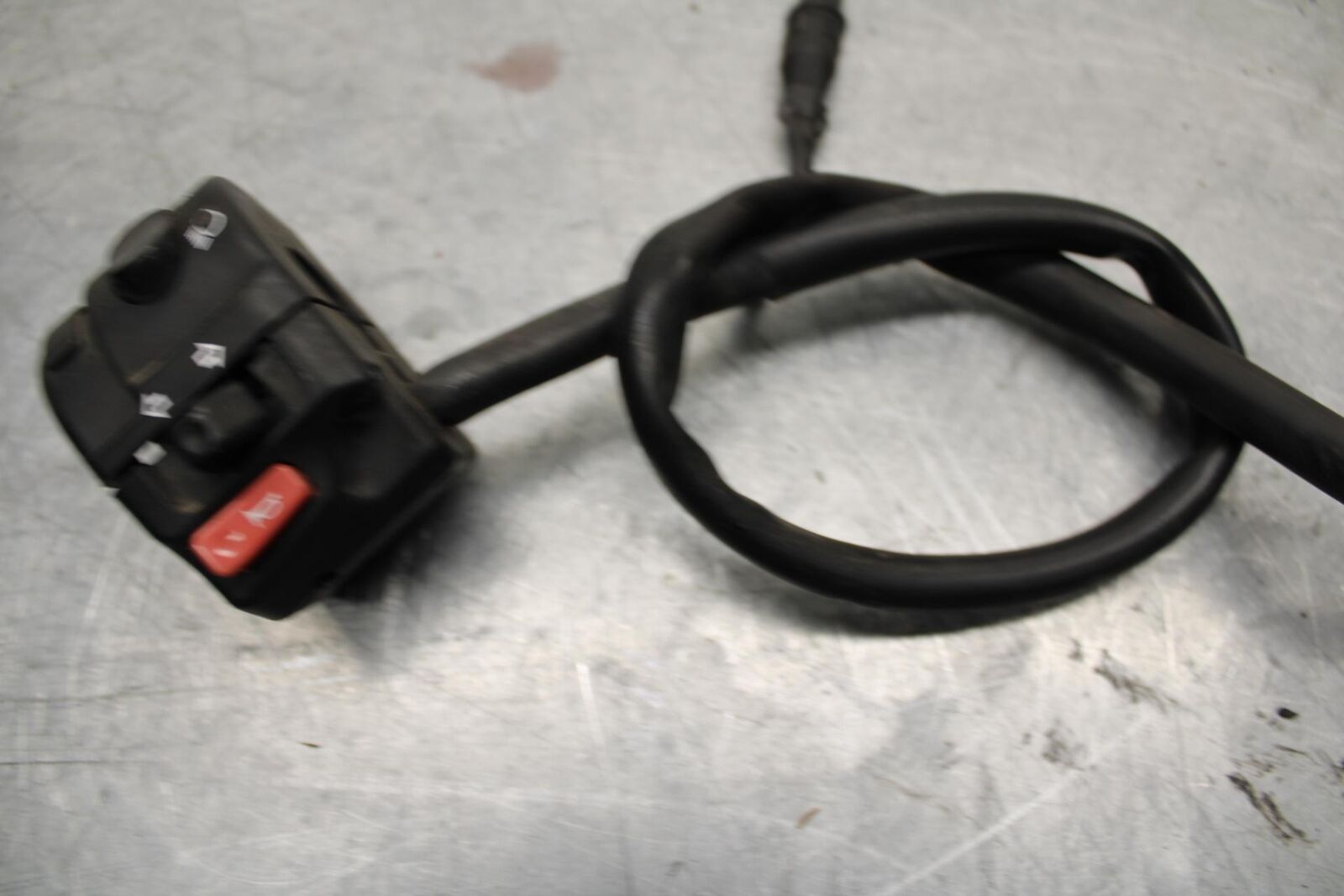 14-15 TRIUMPH STREET TRIPLE R LEFT  HANDLE HORN SIGNALS SWITCH SWITCHES BB441