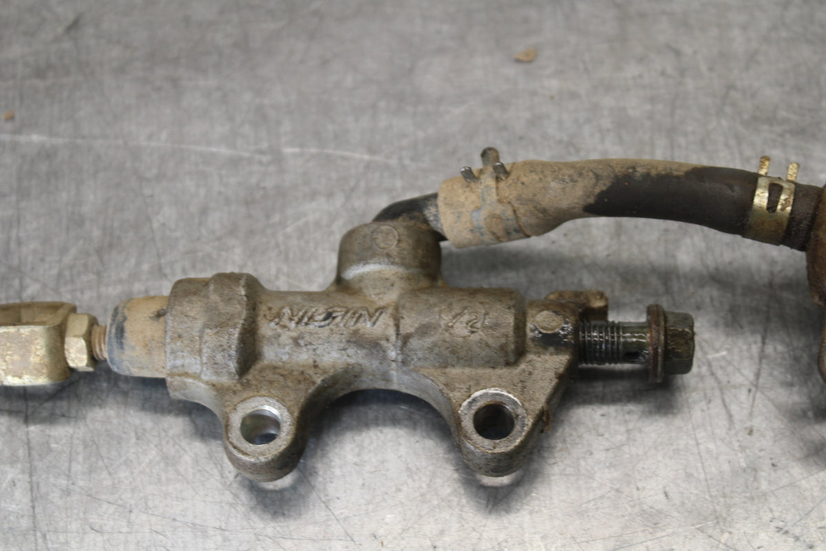 01-05 YAMAHA RAPTOR 660R REAR BACK BRAKE MASTER CYLINDER W RESERVOIR BB695