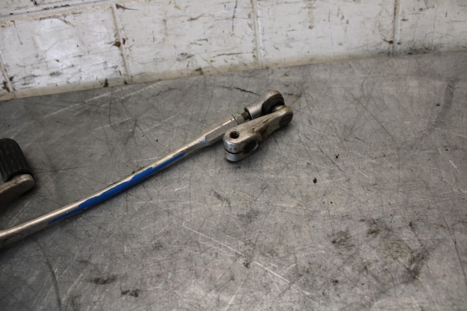 2011 Honda CBR600RR SHIFTER LINKAGE SHIFT LINK PEDAL 24720-MFJ-305 BB520