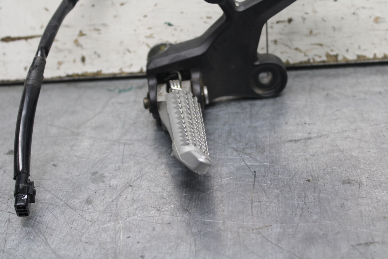 18-23 KAWASAKI NINJA 400 EX400 ABS RIGHT REARSET REAR SET FOOT PEG REST BB747