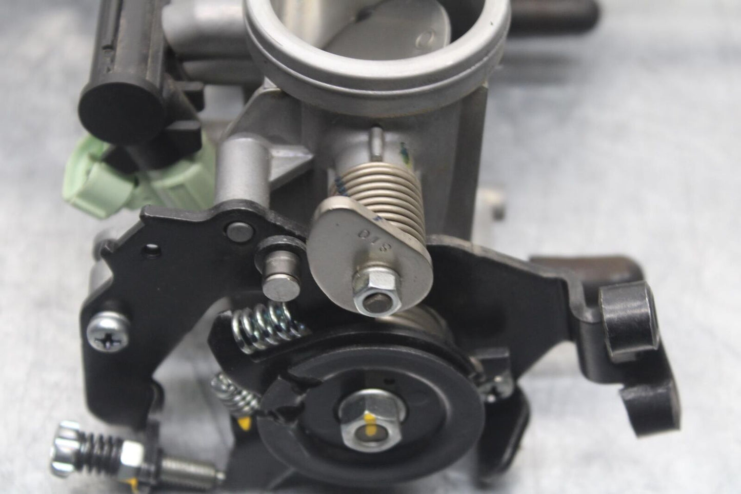 12-17 KAWASAKI ER-6N Z650 MAIN FUEL INJECTORS / THROTTLE BODIES BB607