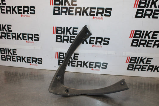 15-17 YAMAHA YZF R3 FRONT LOWER INNER EXHAUST V FAIRING COWL GUARD BB003