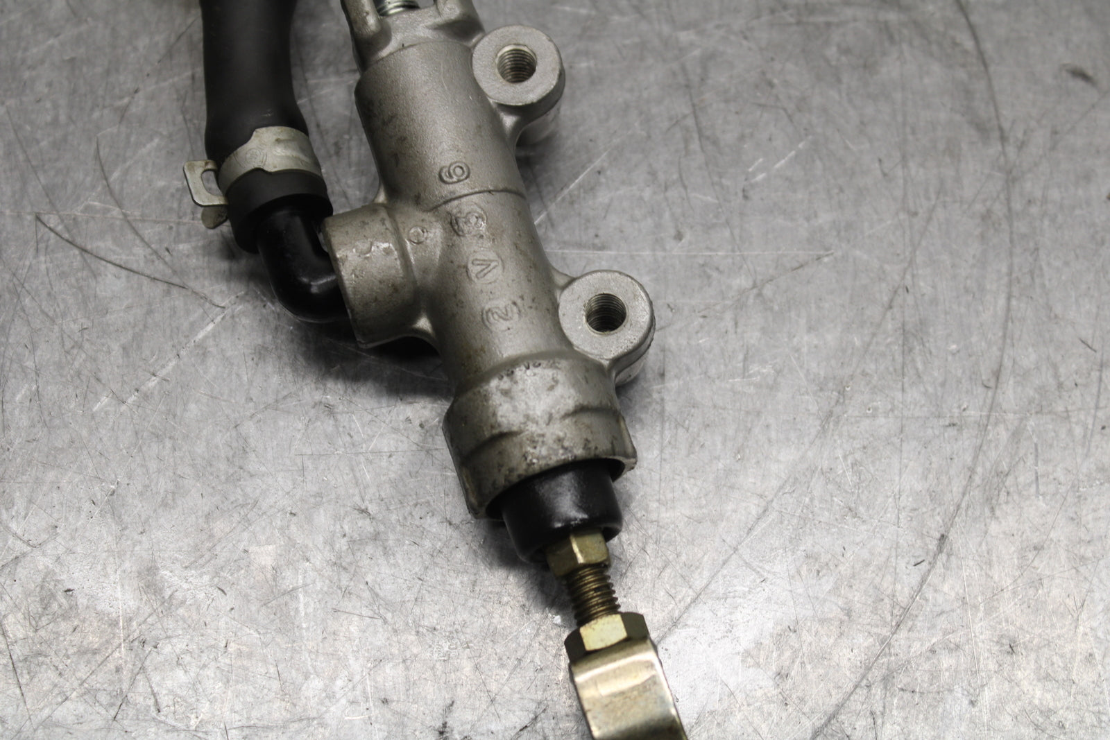 03-08 KAWASAKI VULCAN 1600 REAR BACK BRAKE MASTER CYLINDER W RESERVOIR BB123