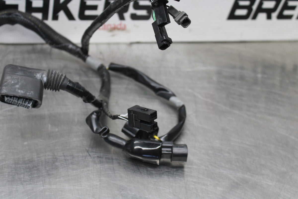 15-26 SUZUKI GSXR600 HEADLIGHT SPEEDO GAUGES WIRING HARNESS WIRE LOOM BB888
