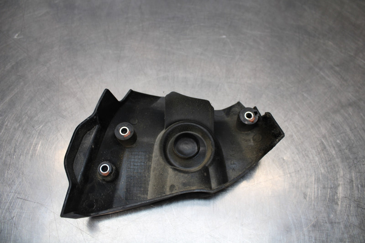22-25 YAMAHA YZF R7 ENGINE SPROCKET COVER BB182