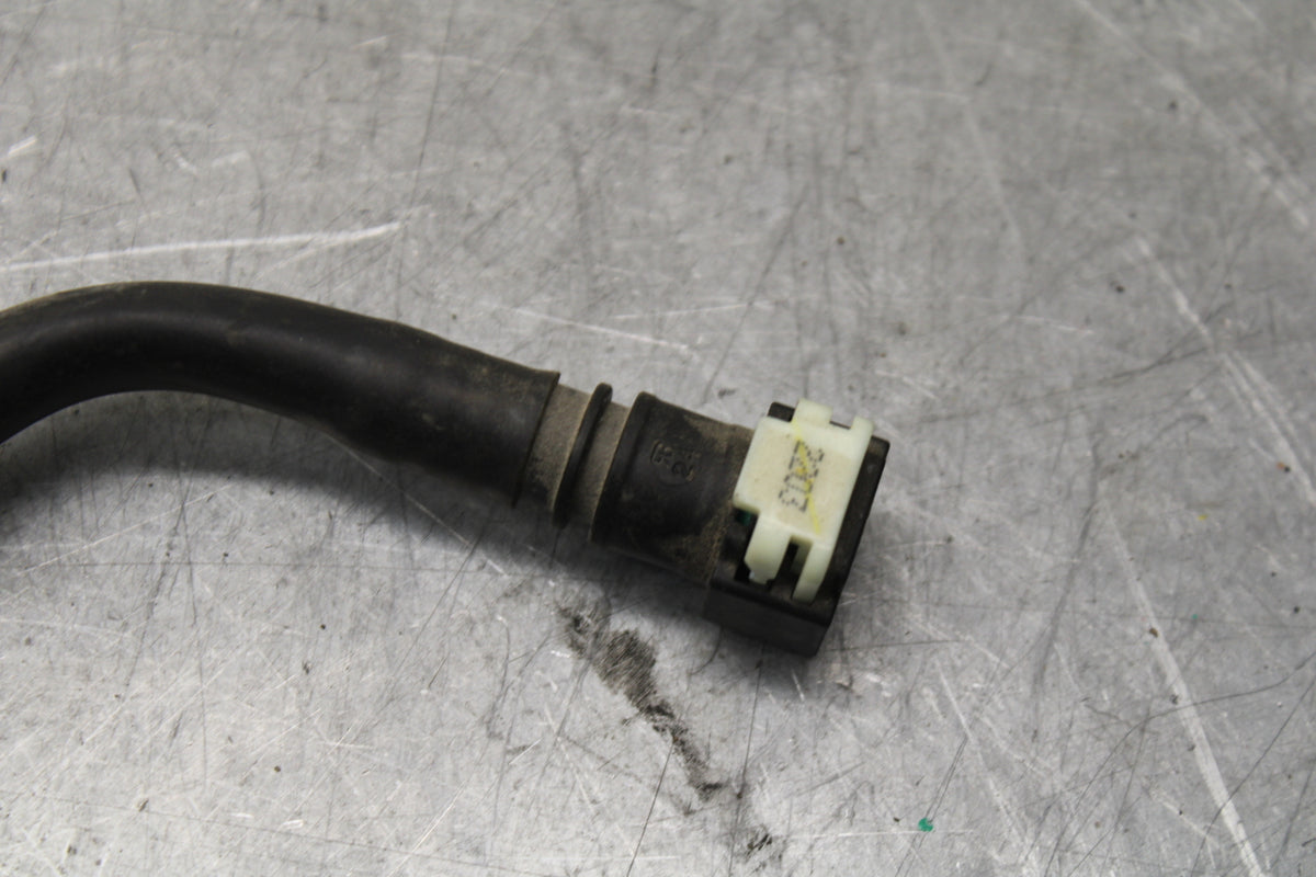 22-24 YAMAHA XSR900 FUEL HOSE GAS LINE TUBE PIPE BB683
