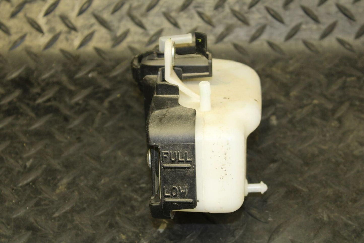 19 YAMAHA YZF R3 COOLANT WATER TANK RESERVOIR BOTTLE BB177