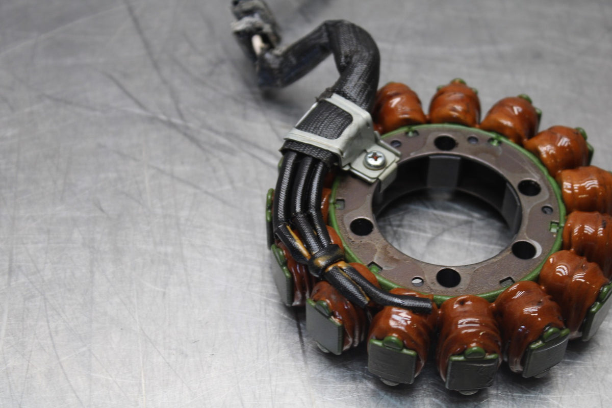 08 KAWASAKI NINJA ZX10R STATOR GENERATOR ALTERNATOR MAGNETO BB902