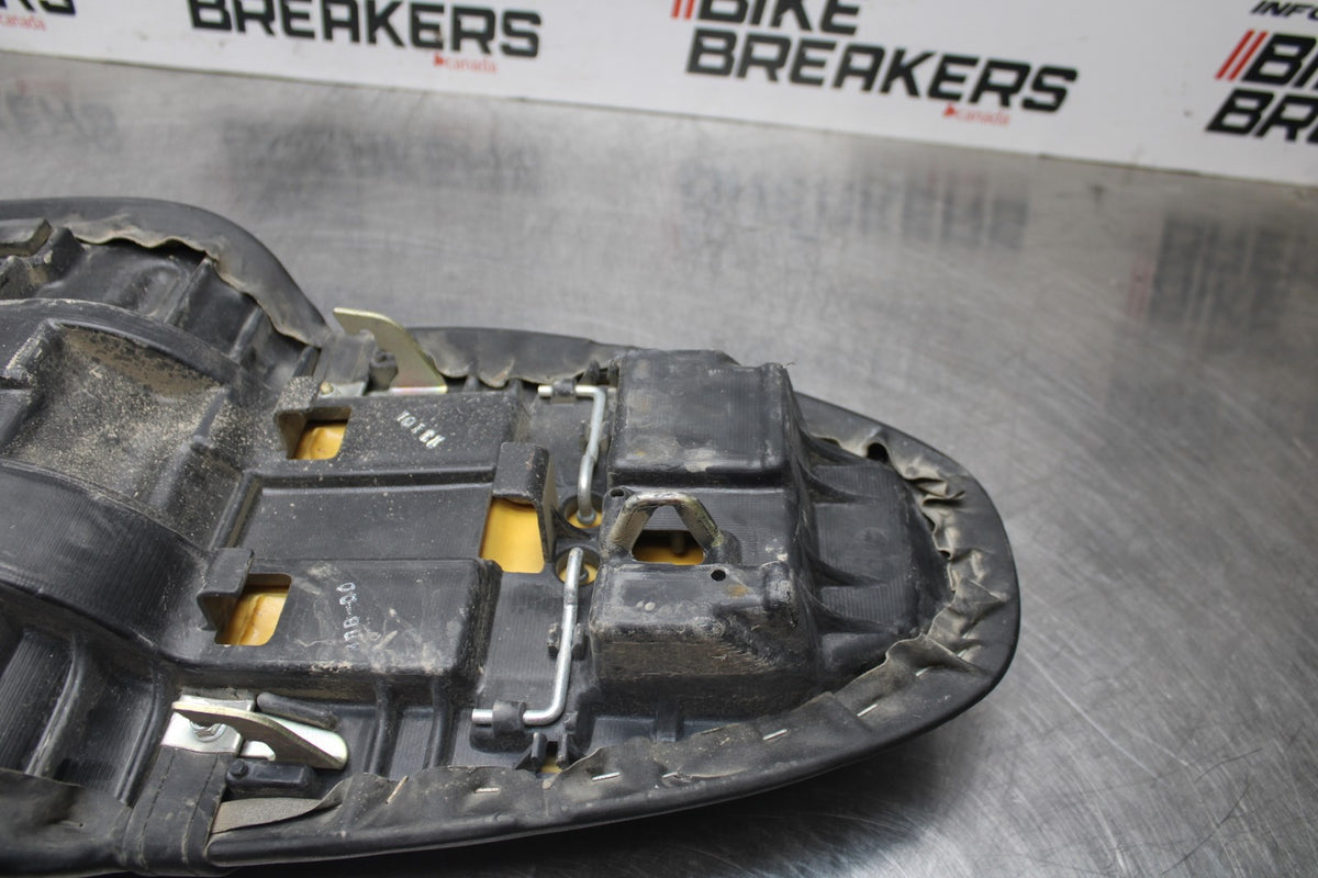 98-05 HONDA SUPER HAWK 1000 VTR1000F FRONT REAR SEAT SADDLE BB821