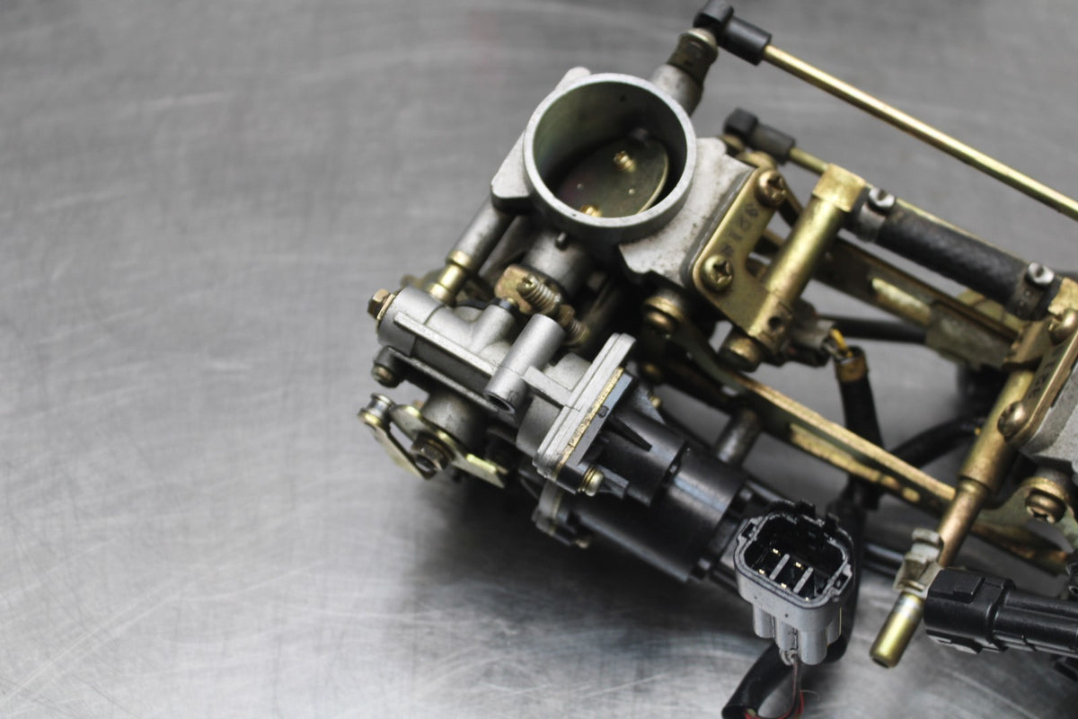 03 SUZUKI SV650 MAIN FUEL INJECTORS / THROTTLE BODIES BB846