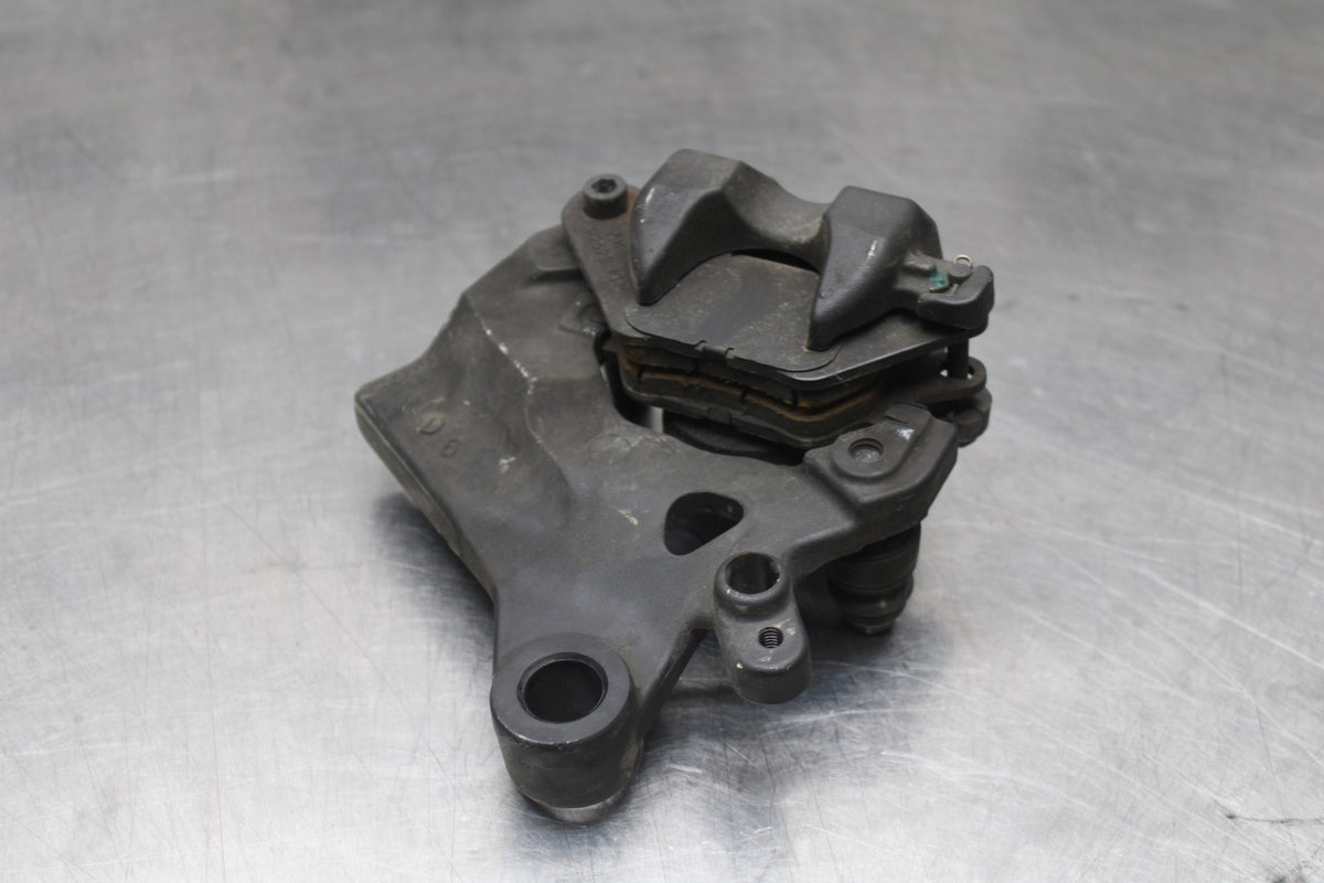 17-18 YAMAHA YZF R3 REAR BACK BRAKE CALIPER W MOUNT BRACKET BB813