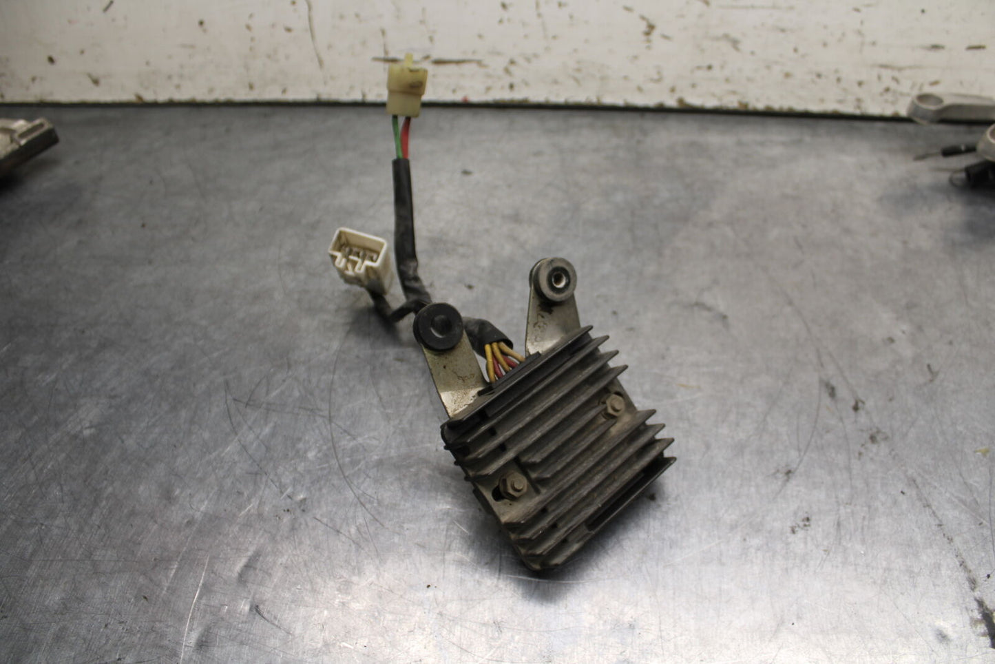 05-06 HONDA CBR600RR RECTIFIER VOLTAGE REGULATOR BB739