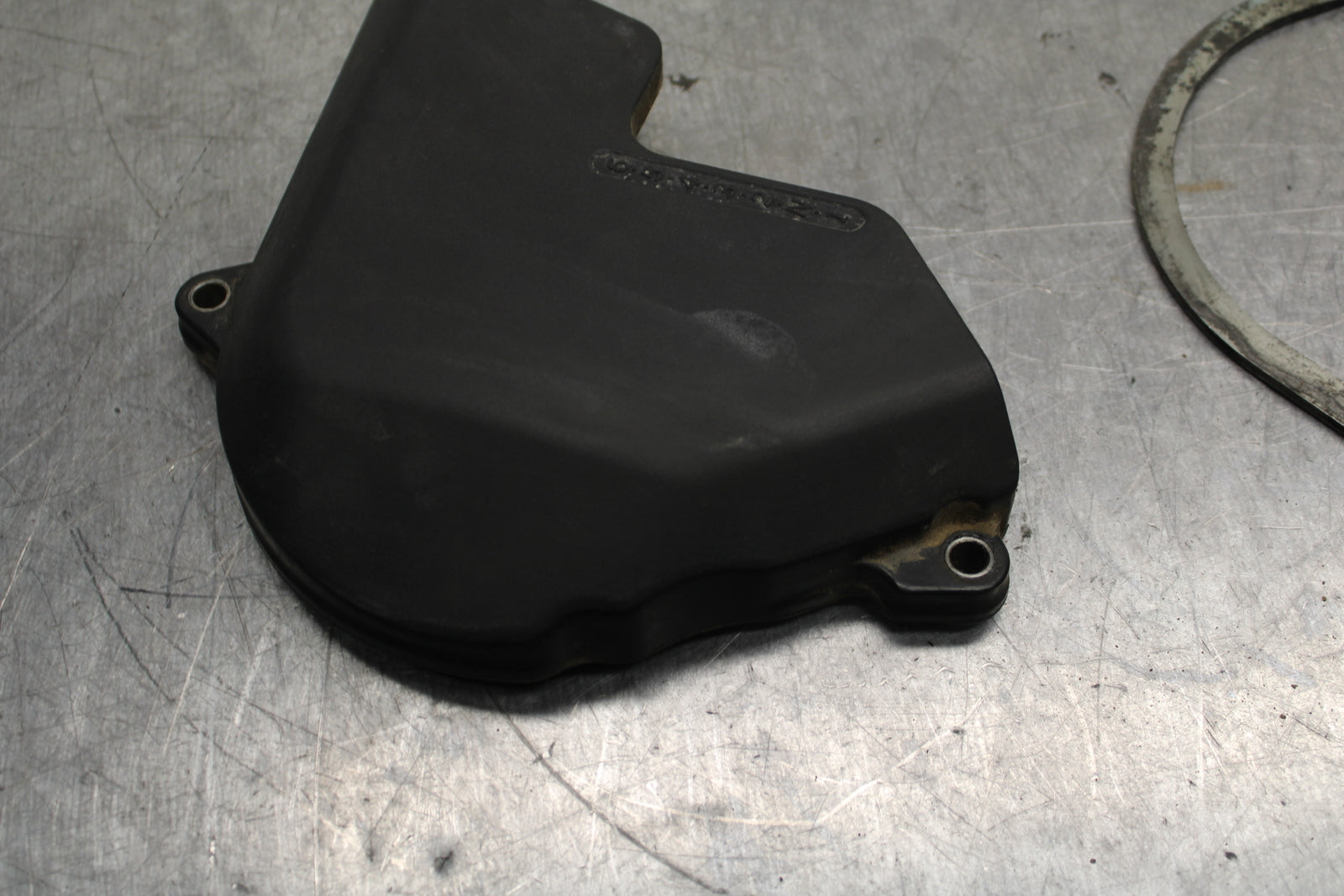 05-06 HONDA CBR600RR ENGINE SPROCKET COVER BB739