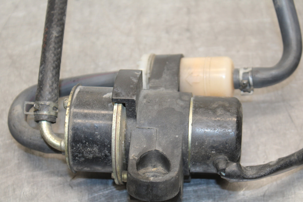 00-01 YAMAHA YZF R1 FUEL PUMP GAS PETROL SENDER UNIT BB755