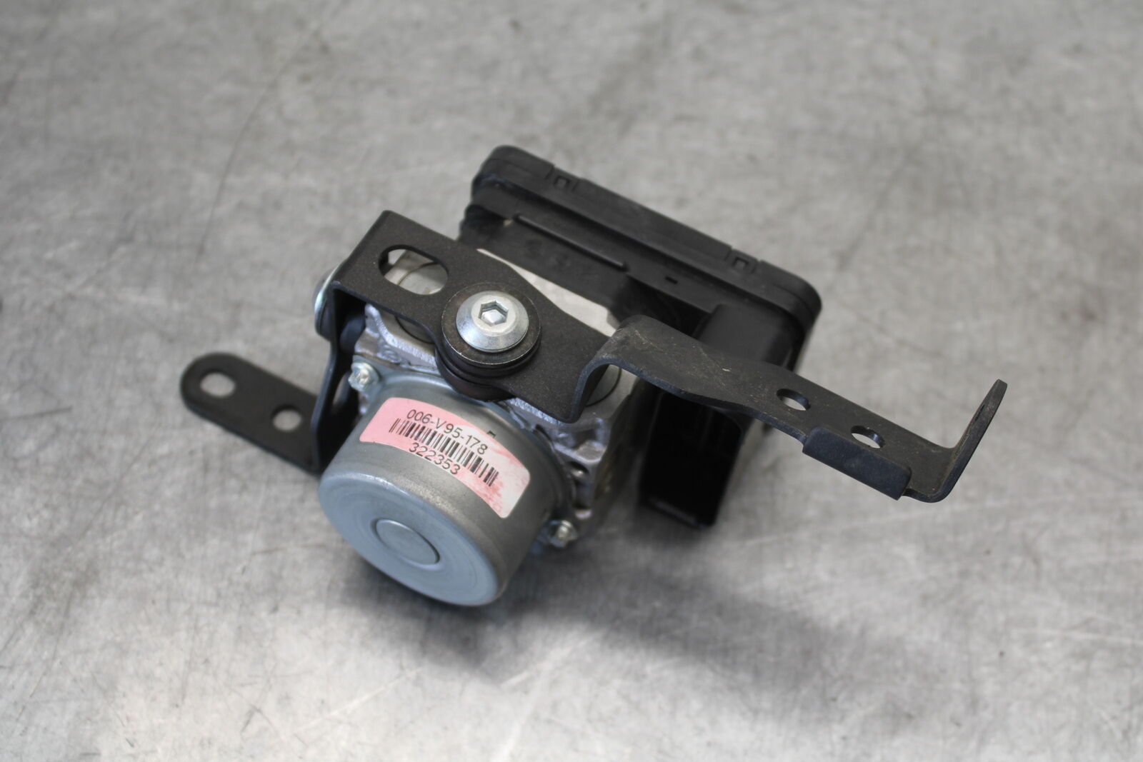 18-23 KAWASAKI NINJA 400 ABS PUMP UNIT MODULE  BB679