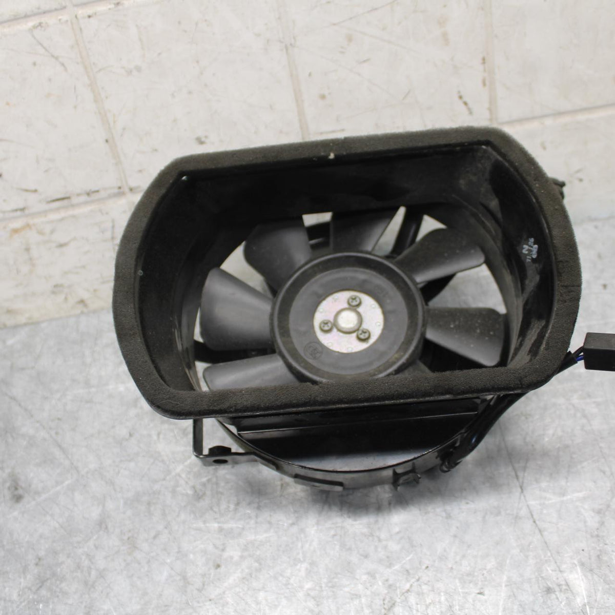 2007 Suzuki Boulevard M50 ENGINE RADIATOR COOLING FAN BB537