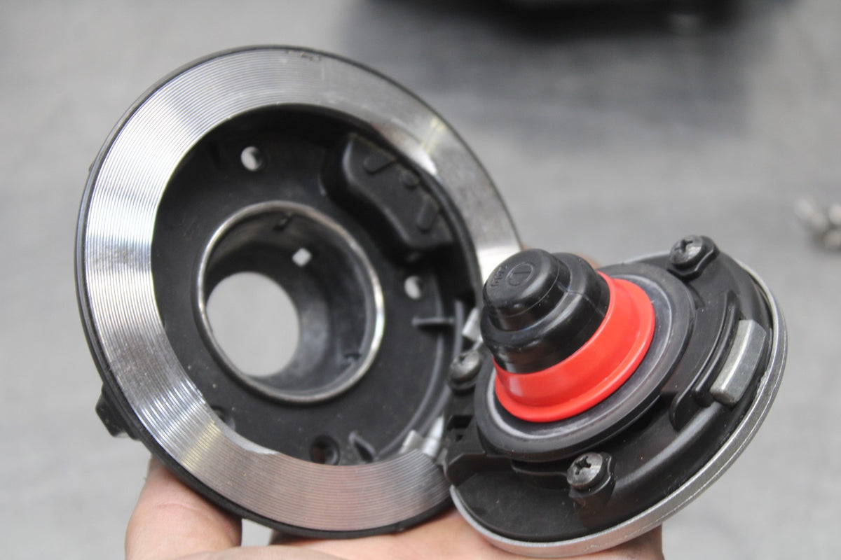15 APRILIA RSV4 FACTORY APRC ABS IGNITION KEY GAS CAP SEAT LOCK GAUGES BB901