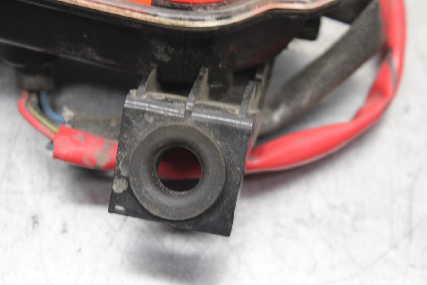 03-04 KAWASAKI NINJA ZX6RR REAR TAIL TAILLIGHT BACK BRAKE LIGHT BB105