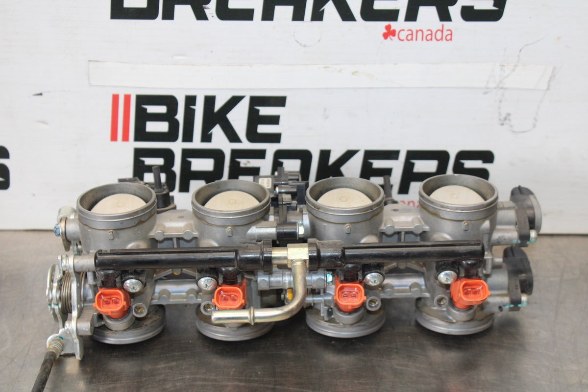13-18 KAWASAKI NINJA ZX6R MAIN FUEL INJECTORS / THROTTLE BODIES BB908