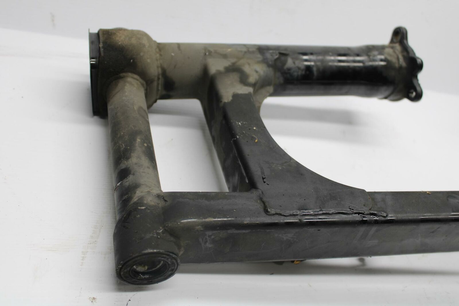 83-86 HONDA V65 MAGNA REAR SWINGARM SUSPENSION ARM BB236
