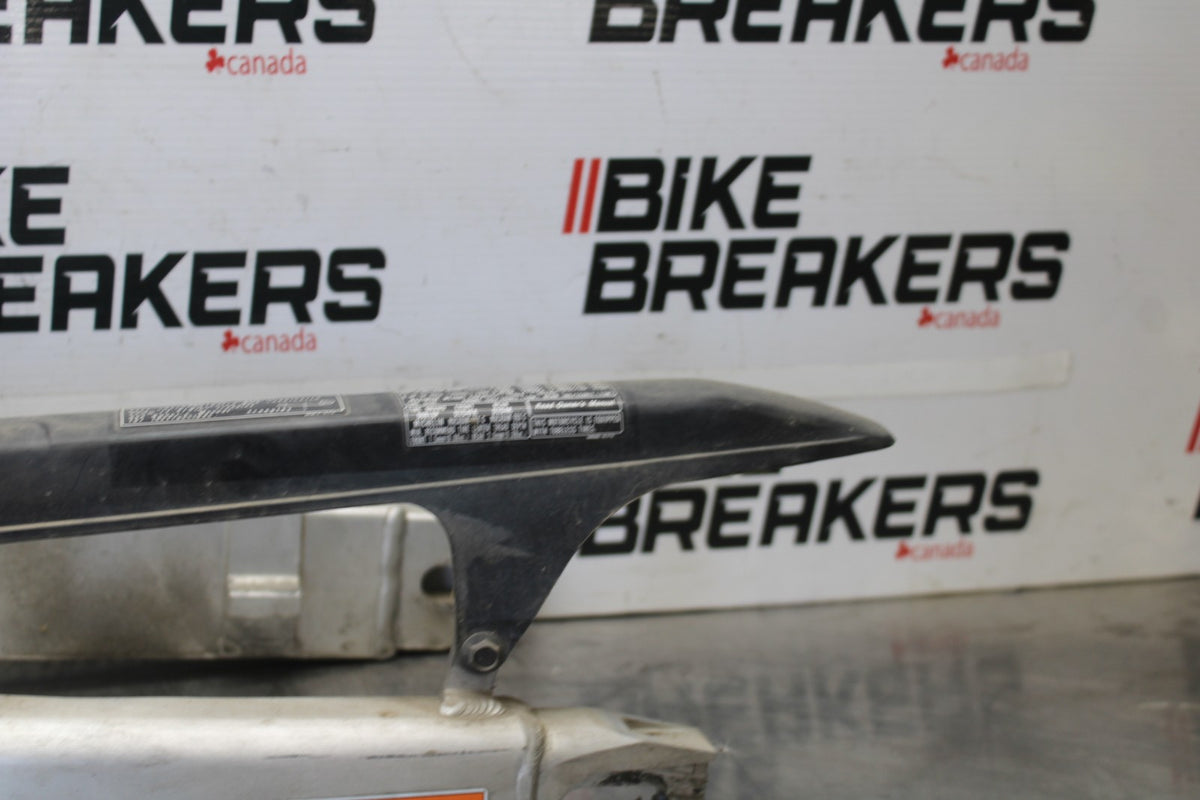 98-05 HONDA SUPER HAWK 1000 VTR1000F REAR SWINGARM SUSPENSION SWING ARM BB924