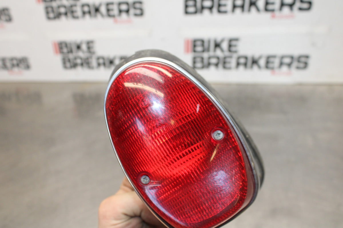08 KAWASAKI VULCAN 1600 VN1600D NOMAD TAILLIGHT REAR TAIL BRAKE LIGHT BB904