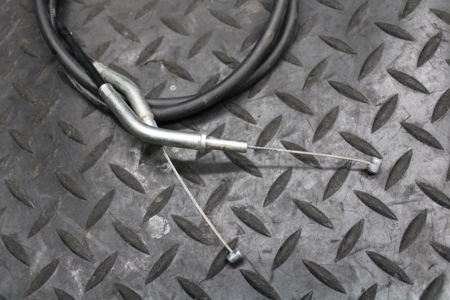 12-17 KAWASAKI NINJA 650 THROTTLE CABLES LINES BB211