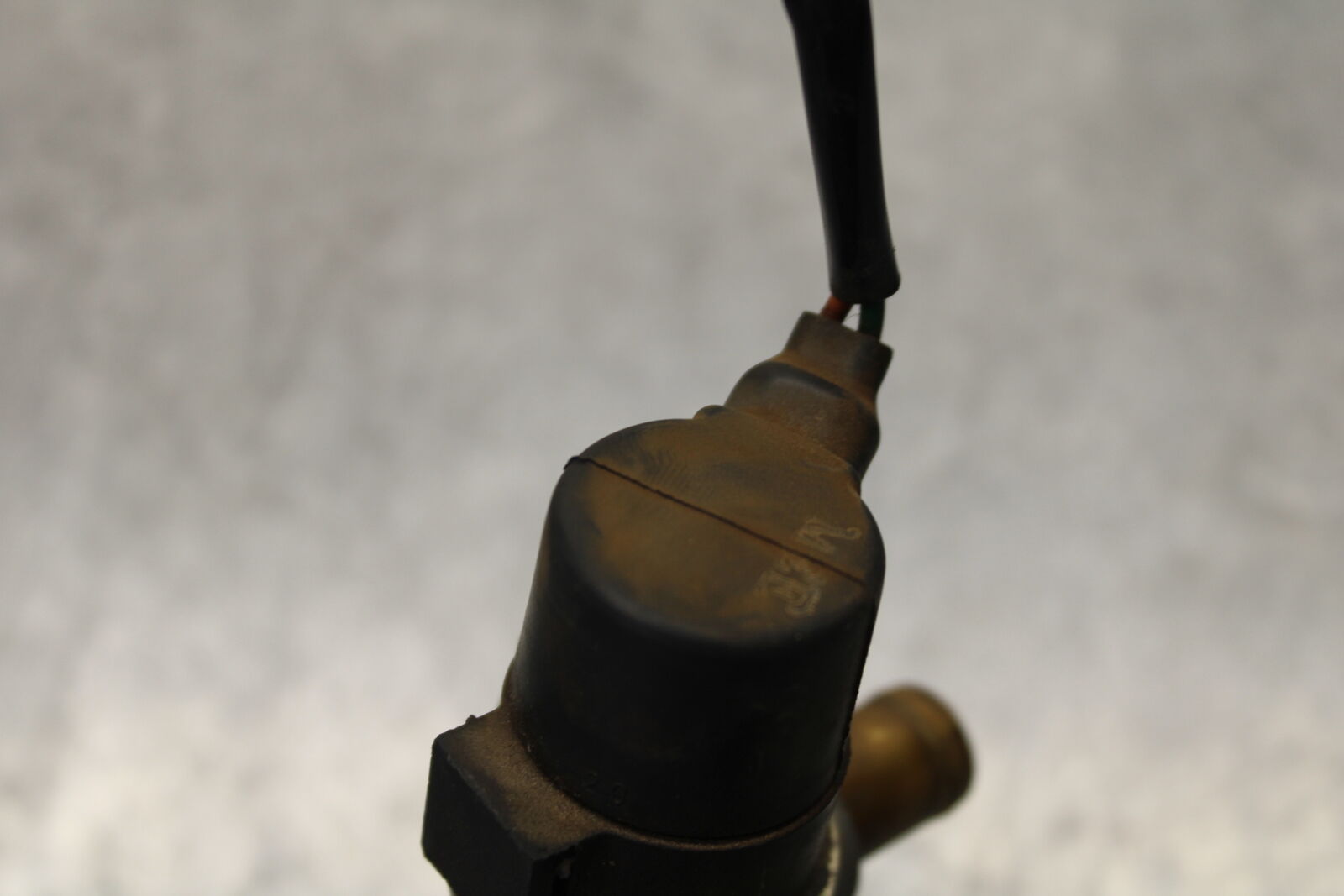 05-06 HONDA CBR600RR AIR VALVE SOLENOID ENGINE SWITCH SENSOR 36450-MEE-000 BB655
